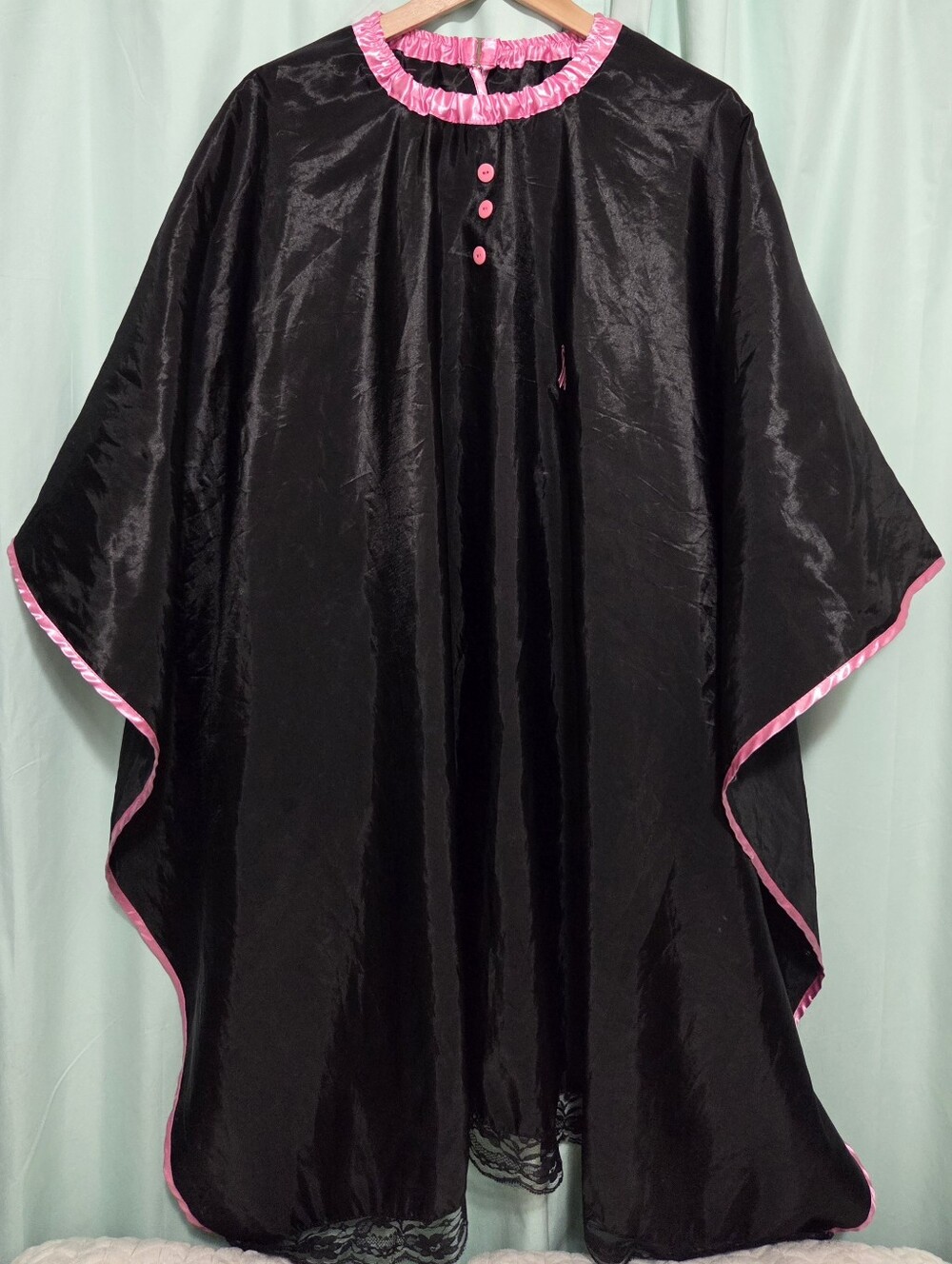 Olivia Garden Salon Cape Think Pink